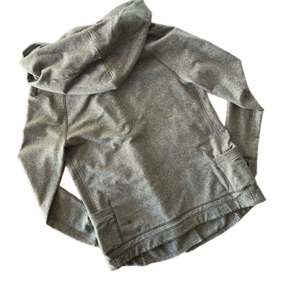 Lululemon Find Your Centre Wrap
Hoodie Jacket Heathered Speckled Black - Picture 4 of 16